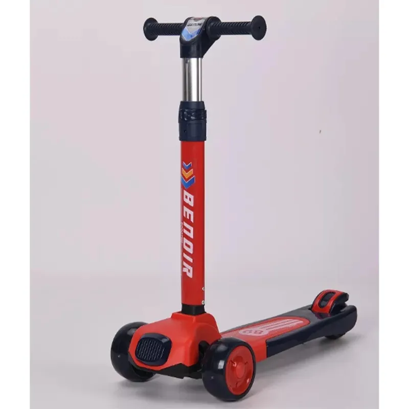 [1650568401] Vélo  V12 0526BM371