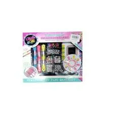 Accessoires de beaute en coffret 821a1